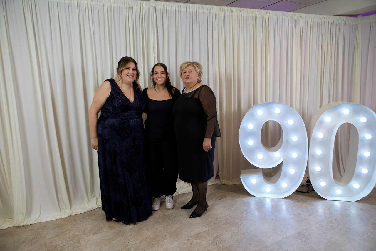 RAVANICA 90 GODINA KOLA SRPSKIH SESTARA 072