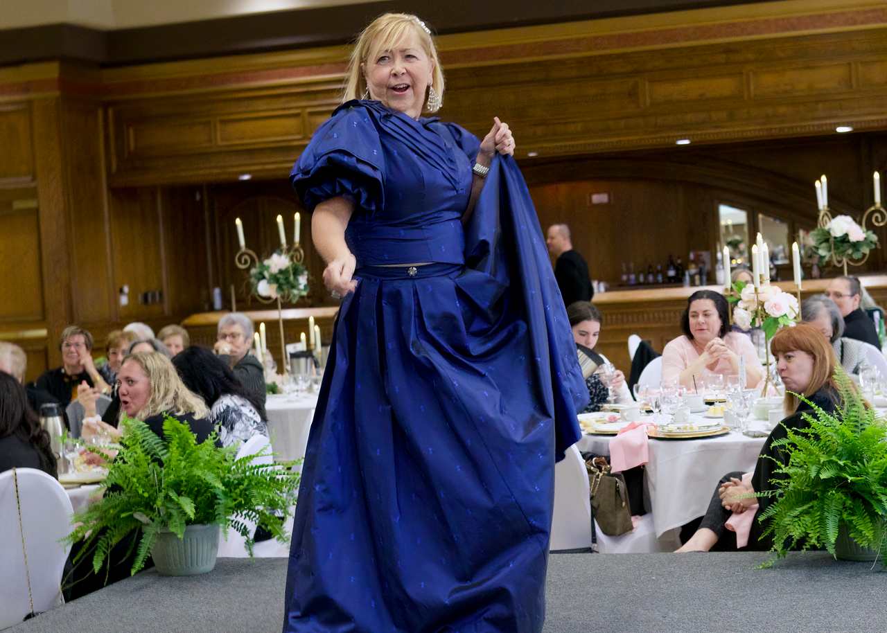 Laura Melanie Lyne fashion Show 020